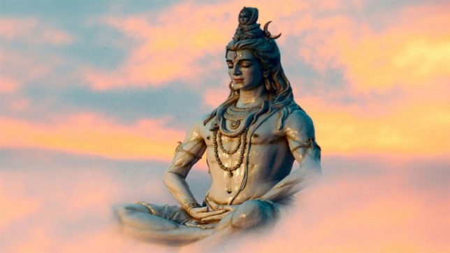 La noche de Shiva o Shivaratri es la noche antes del día de la luna nueva de cada mes. Durante este suceso astrológico, y debido a la ausencia de la influencia de la luna, las energías solares y masculinas (representadas por Shiva) se manifiestan al máximo